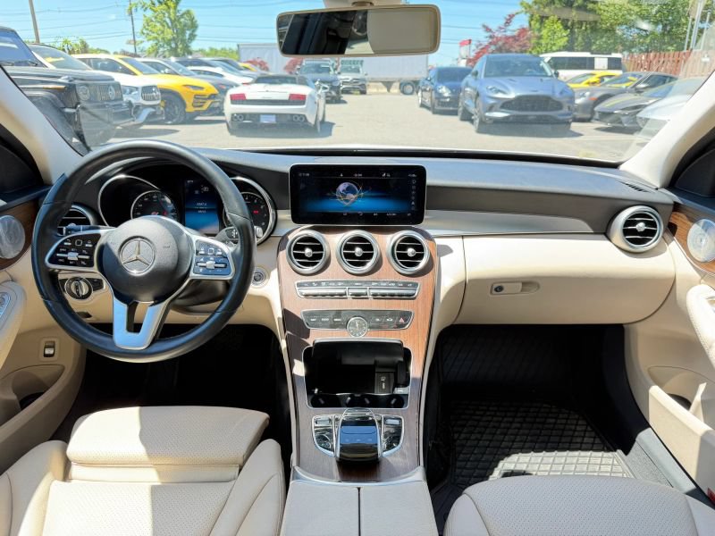 Used 2019 Mercedes-Benz C 300 4MATIC Sedan image 19