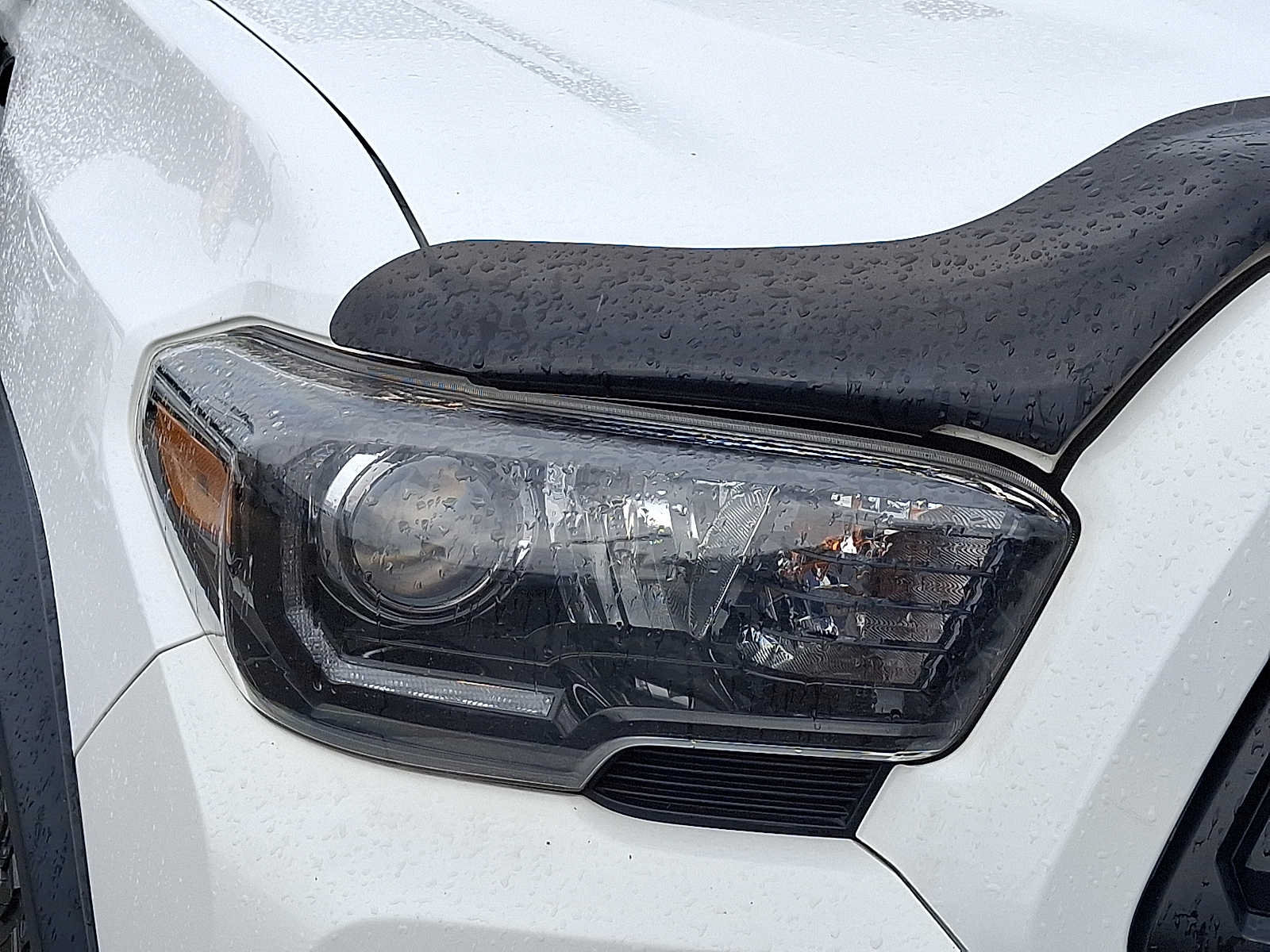 Used 2017 Toyota Tacoma TRD Pro AWD/4WD image 9