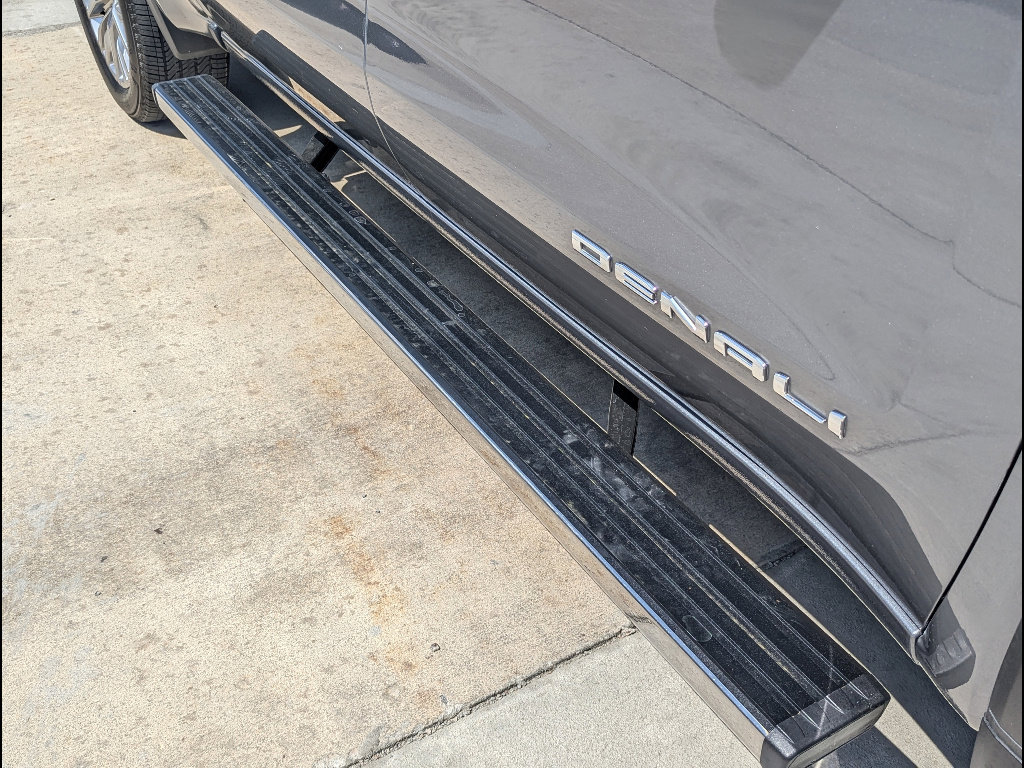 Used 2019 GMC Sierra 1500 Denali w/ Denali Ultimate Package AWD/4WD image 14