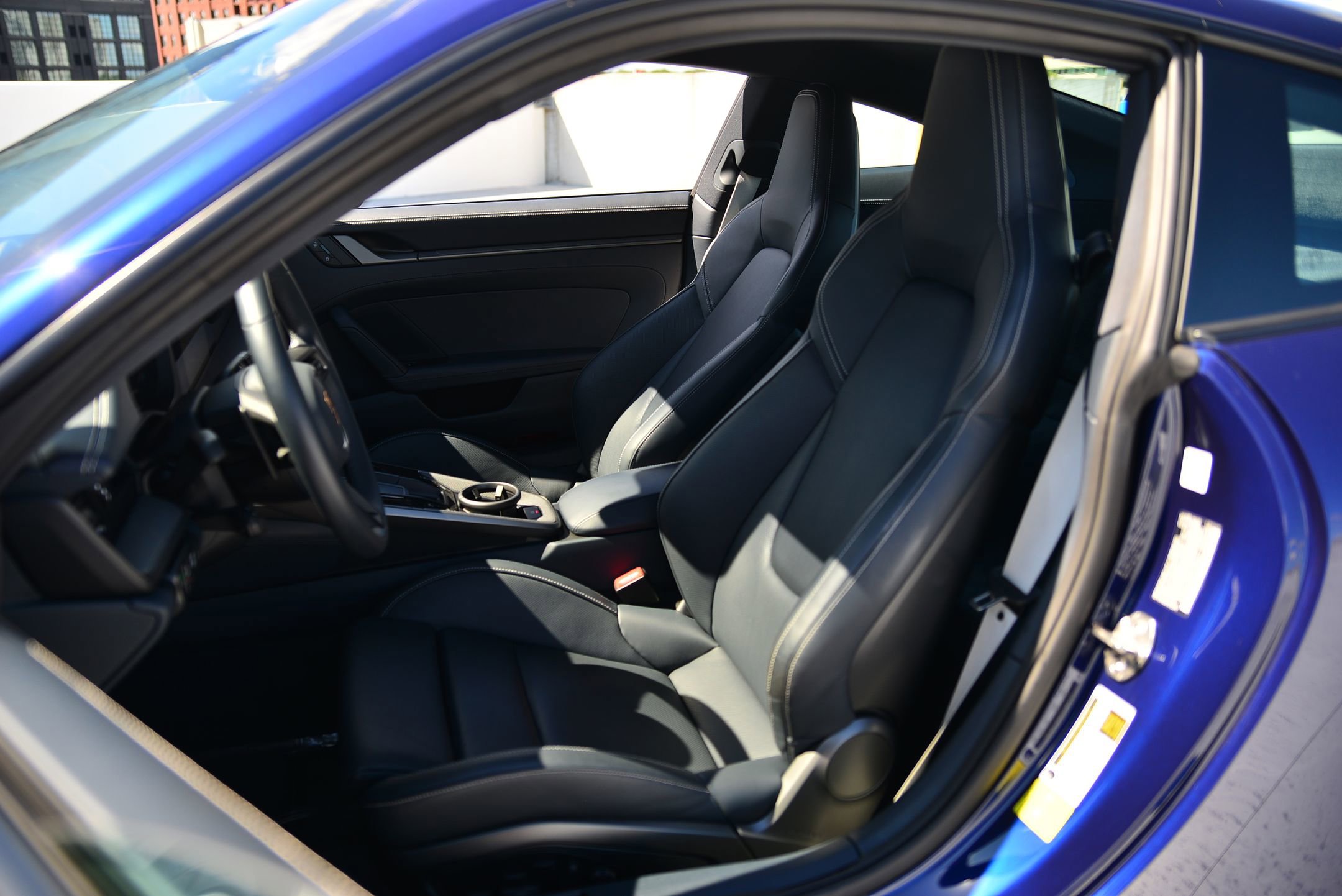 Used 2025 Porsche 911 Carrera image 5