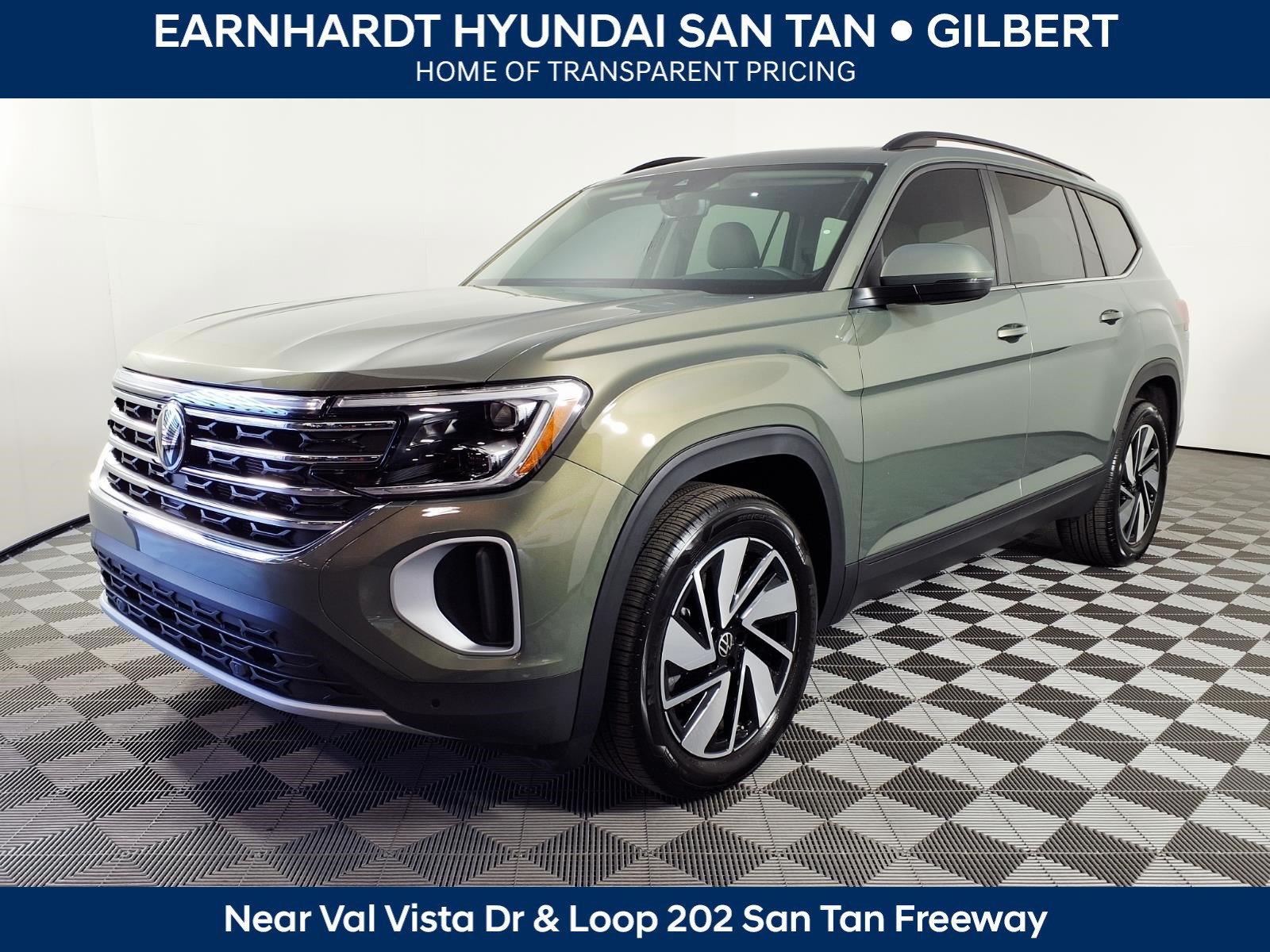 Used 2026 Volkswagen Atlas SE AWD/4WD image 1