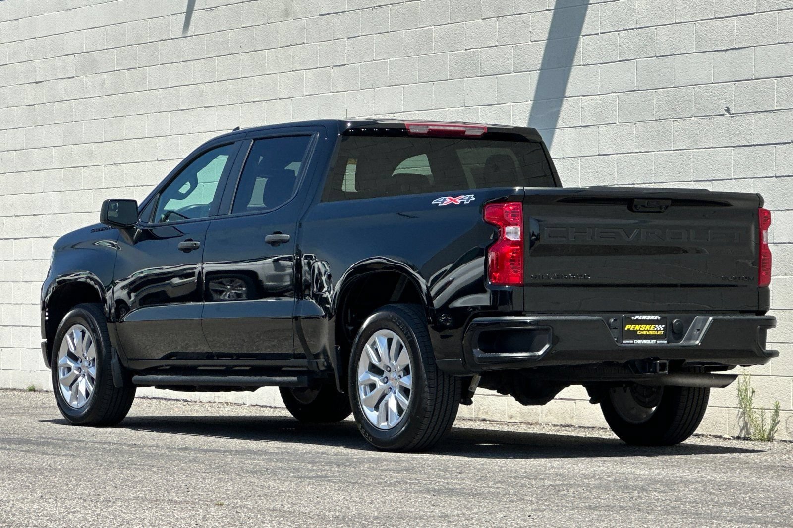 Certified 2024 Chevrolet Silverado 1500 Custom w/ LPO, Dark Essentials Package AWD/4WD image 6