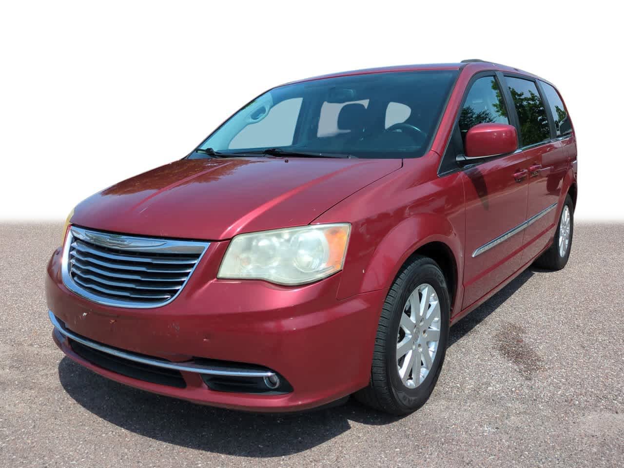 Used 2014 Chrysler Town & Country Touring FWD image 1