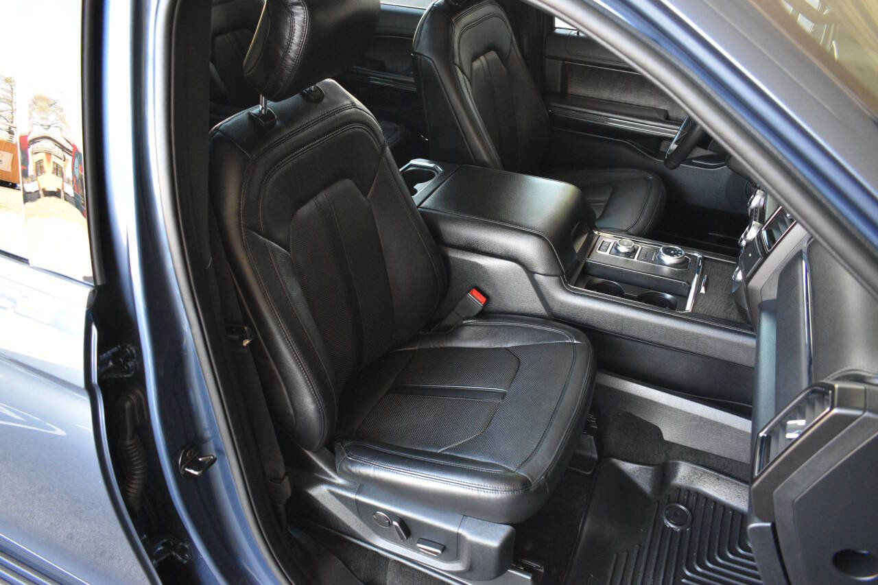 Used 2020 Ford Expedition Limited w/ Equipment Group 302A image 23