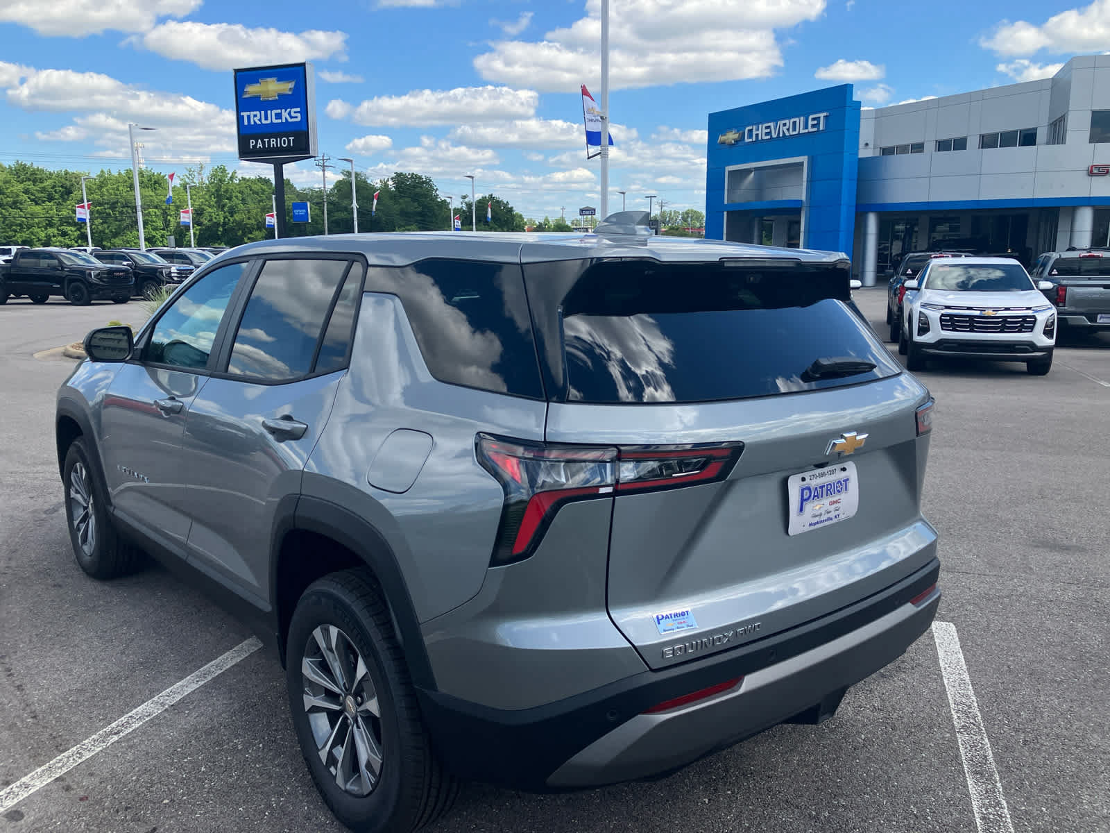 New 2026 Chevrolet Equinox LT w/ Safety and Technology Package AWD/4WD image 5