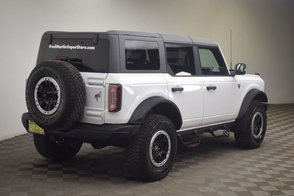 Used 2024 Ford Bronco Badlands AWD/4WD image 8