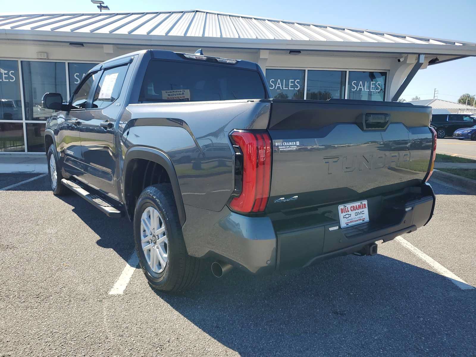 Used 2025 Toyota Tundra SR5 w/ SR5 Convenience Package AWD/4WD image 3