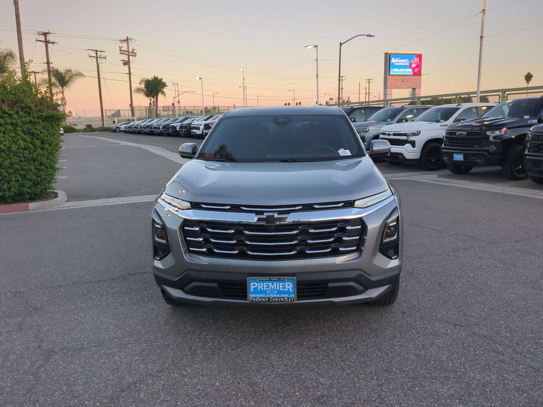 Used 2027 Chevrolet Equinox LT w/ Safety and Technology Package FWD image 8