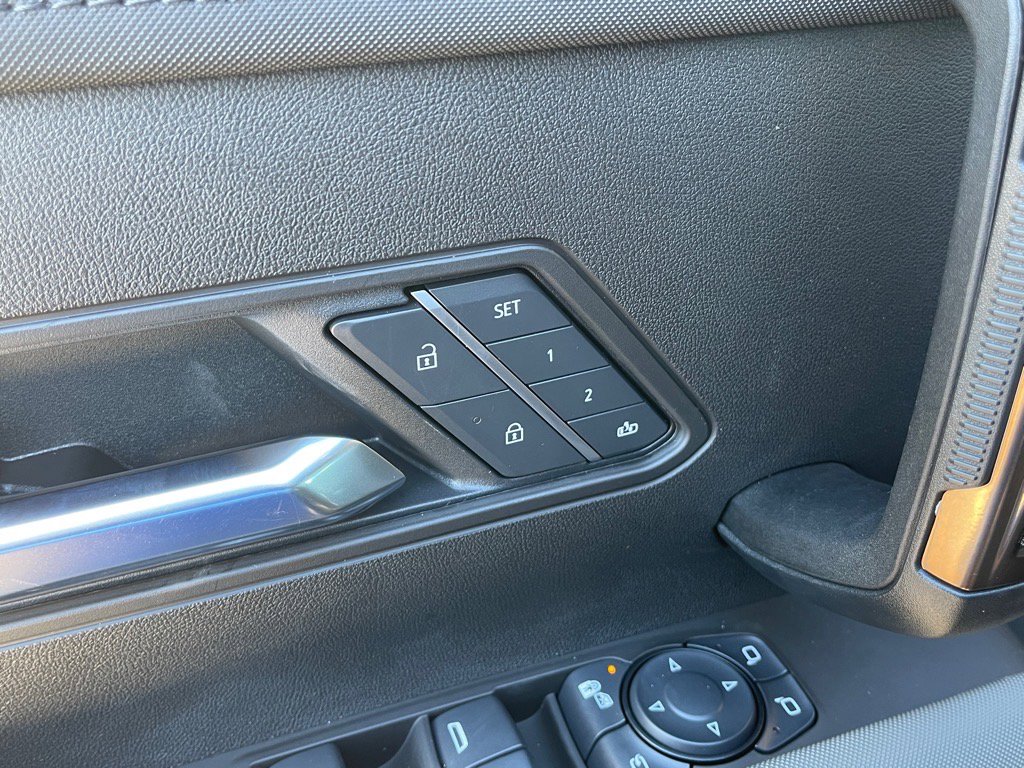 New 2025 GMC Hummer EV 2X AWD/4WD image 12