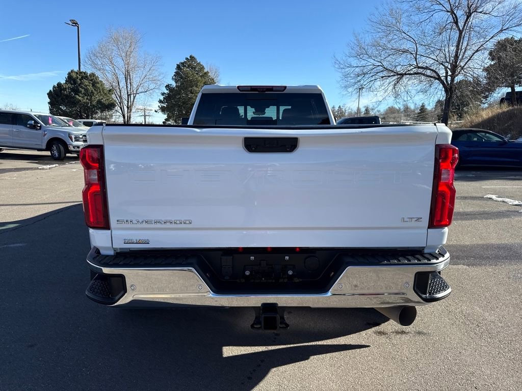 Used 2024 Chevrolet Silverado 3500 LTZ w/ LTZ Convenience Package image 6