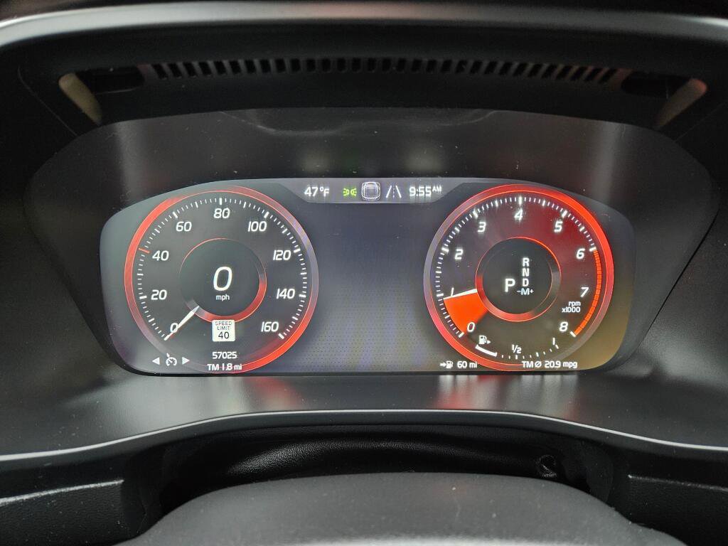 Used 2020 Volvo XC40 T5 R-Design image 20