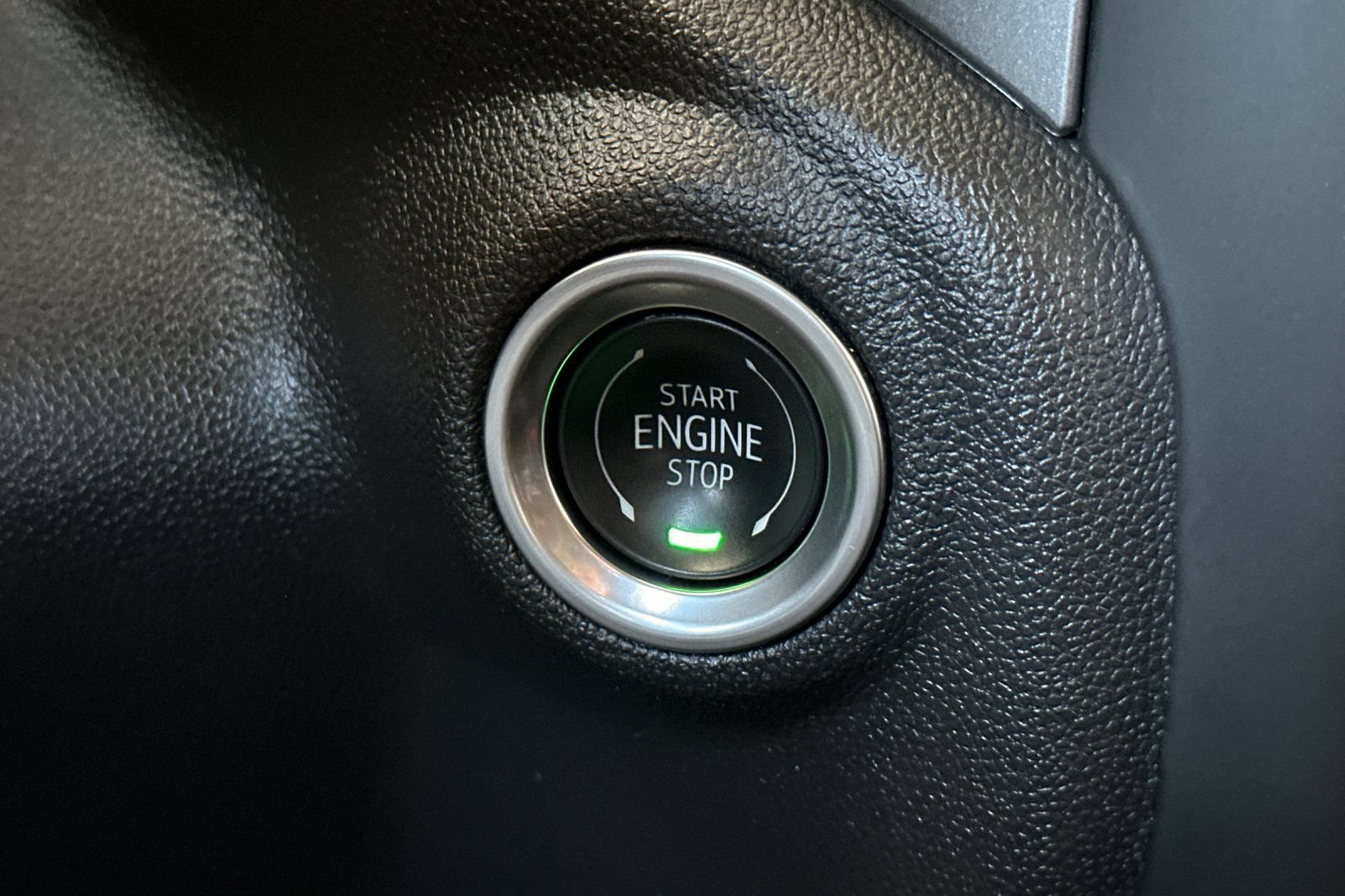 Certified 2024 Chevrolet Silverado 1500 Custom w/ LPO, Dark Essentials Package AWD/4WD image 28