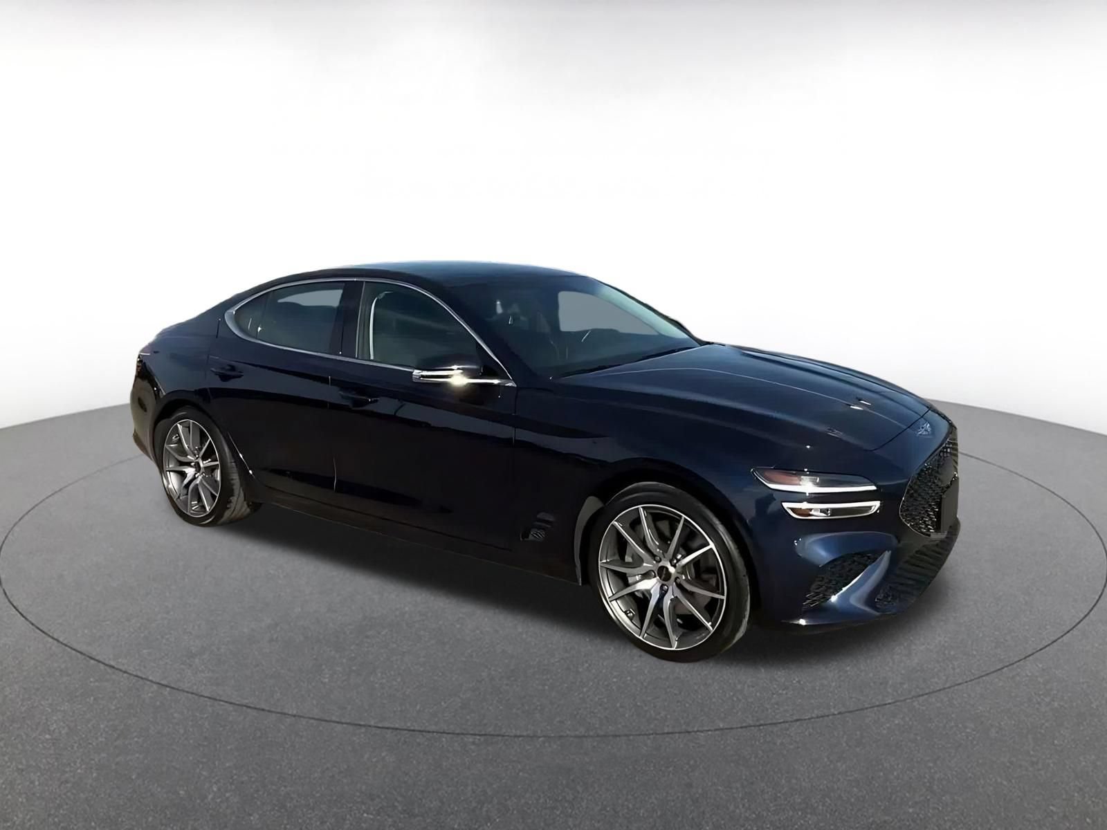 Used 2026 Genesis G70 2.5T RWD image 2