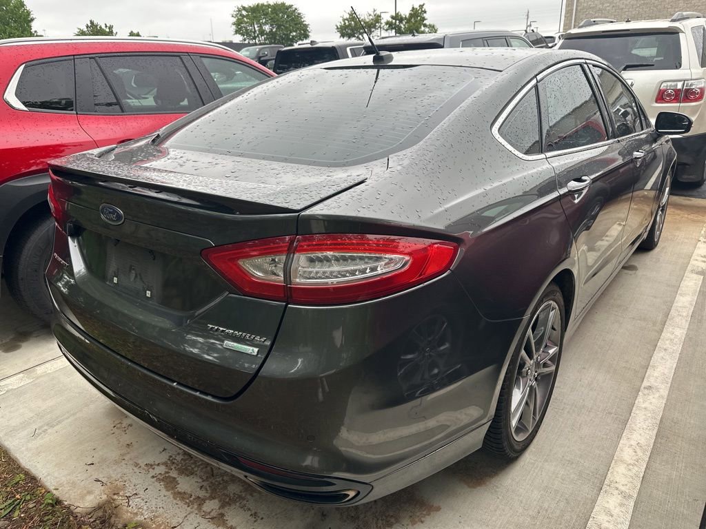 Used 2016 Ford Fusion Titanium FWD image 4