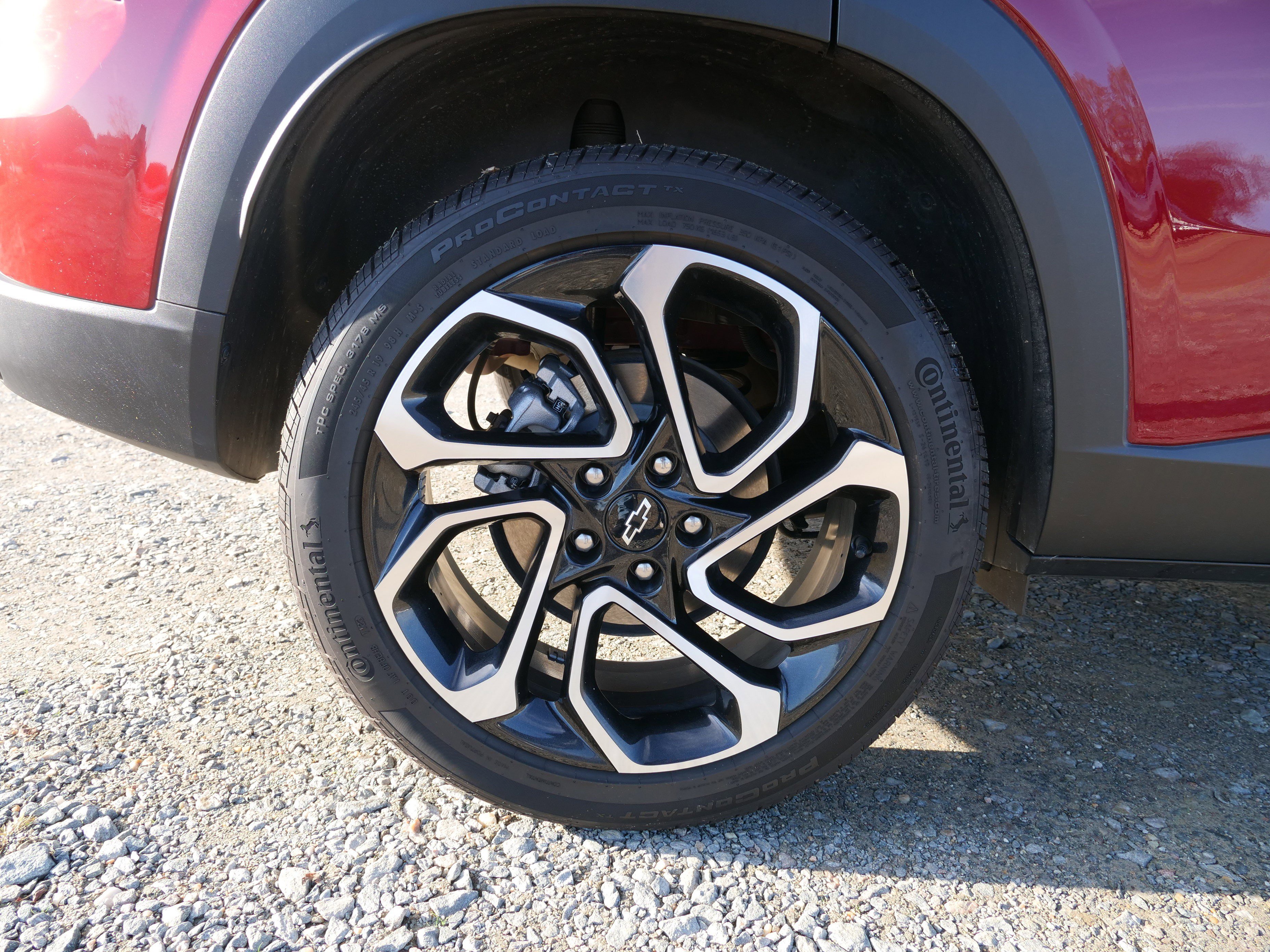 Certified 2024 Chevrolet Trax RS w/ Sunroof Package image 11