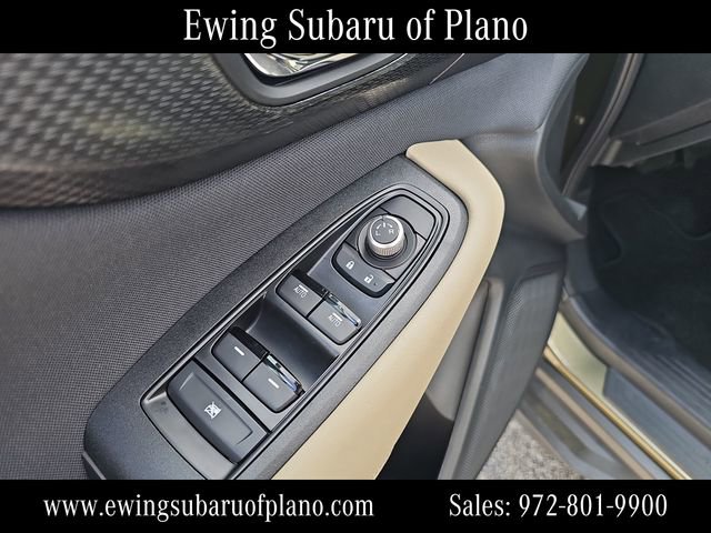 Used 2025 Subaru Outback Premium image 11