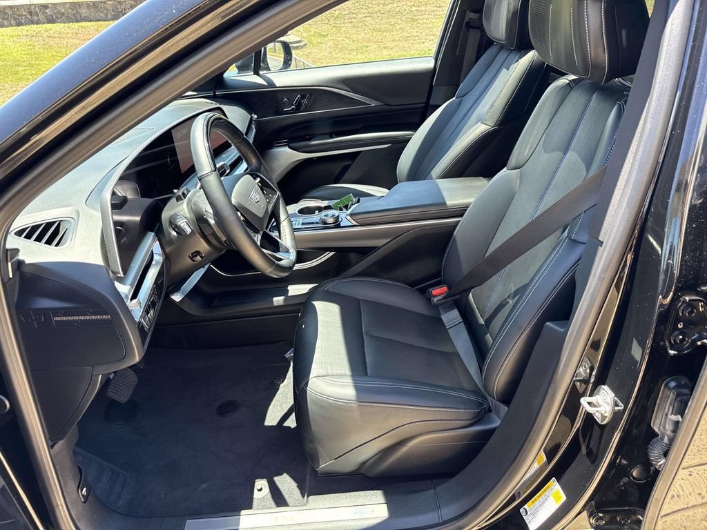 Certified 2024 Cadillac Lyriq Sport w/ LPO, Floor Liner Package AWD/4WD image 6