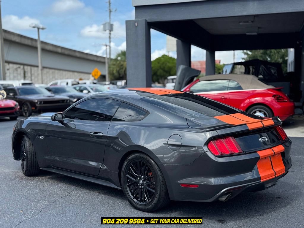 Used 2017 Ford Mustang GT RWD image 5