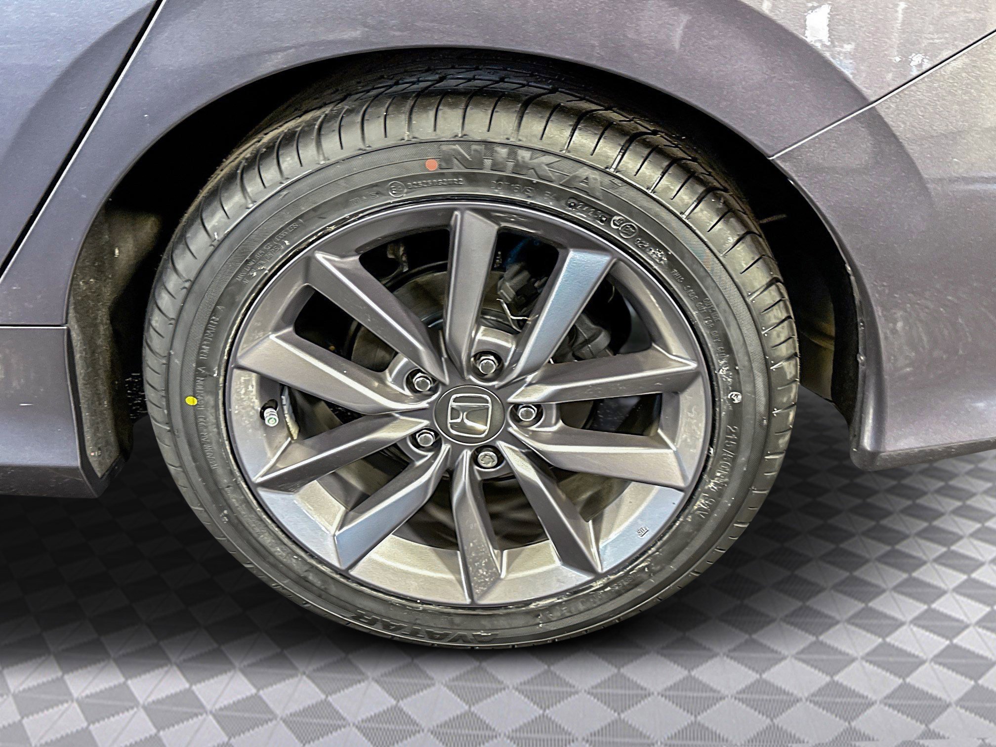 Used 2020 Honda Civic EX image 32