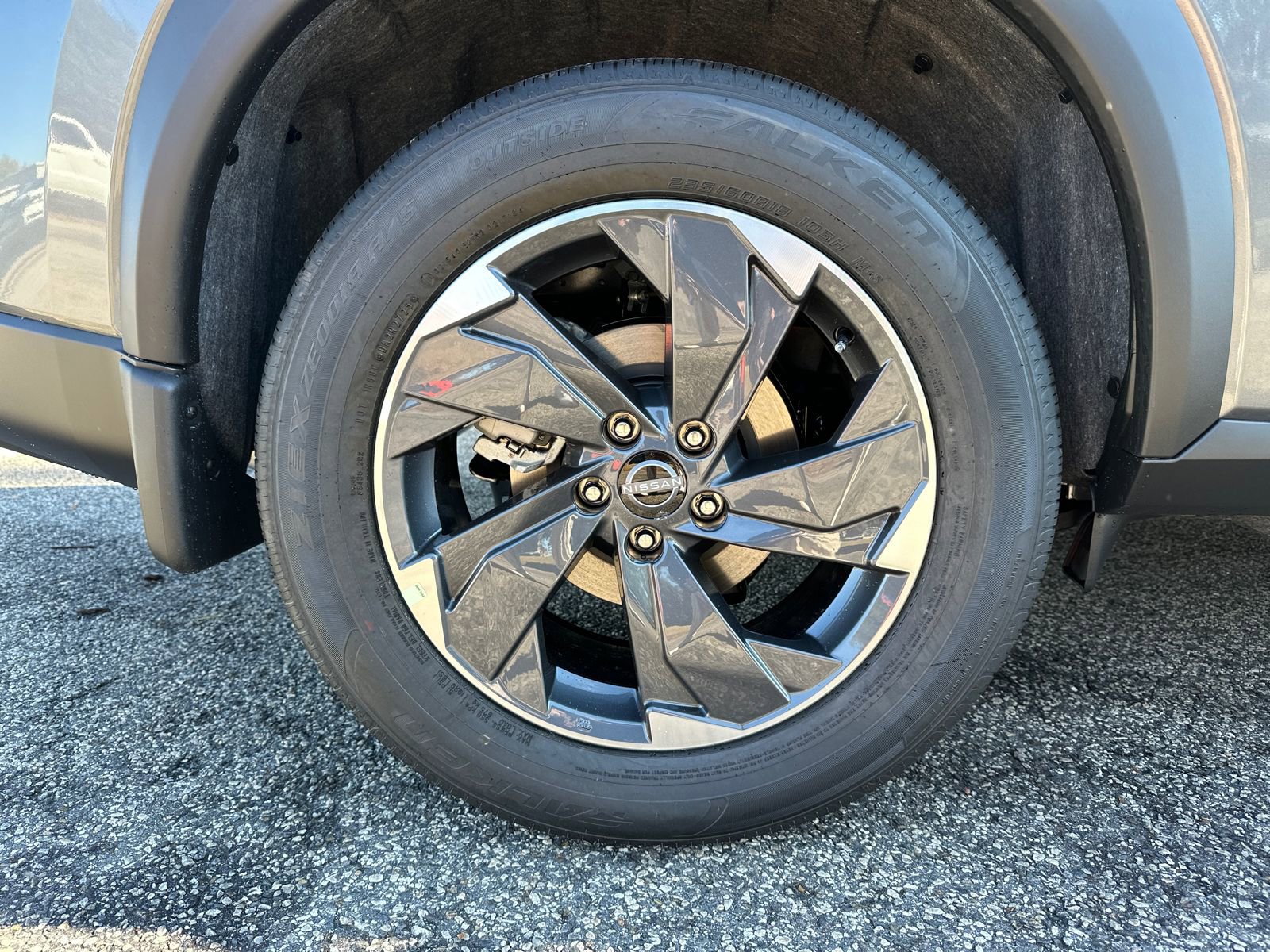 New 2026 Nissan Rogue SV image 17