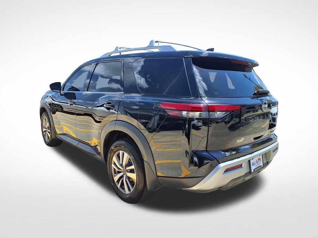 Used 2023 Nissan Pathfinder SL w/ Lighting Package (N92) AWD/4WD image 9
