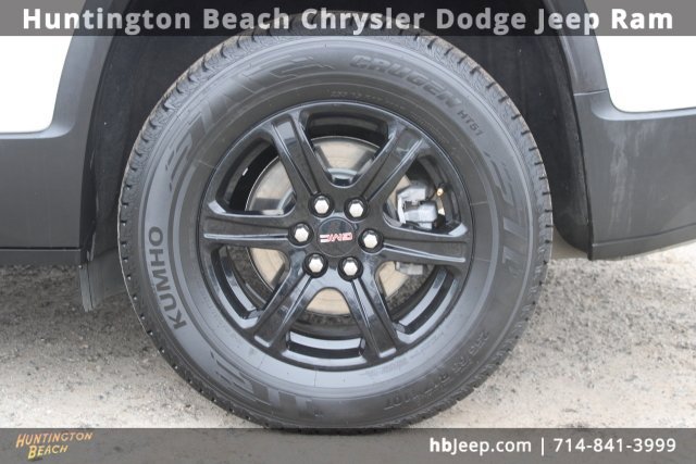 Used 2021 GMC Acadia AT4 w/ LPO, Cargo Package image 9