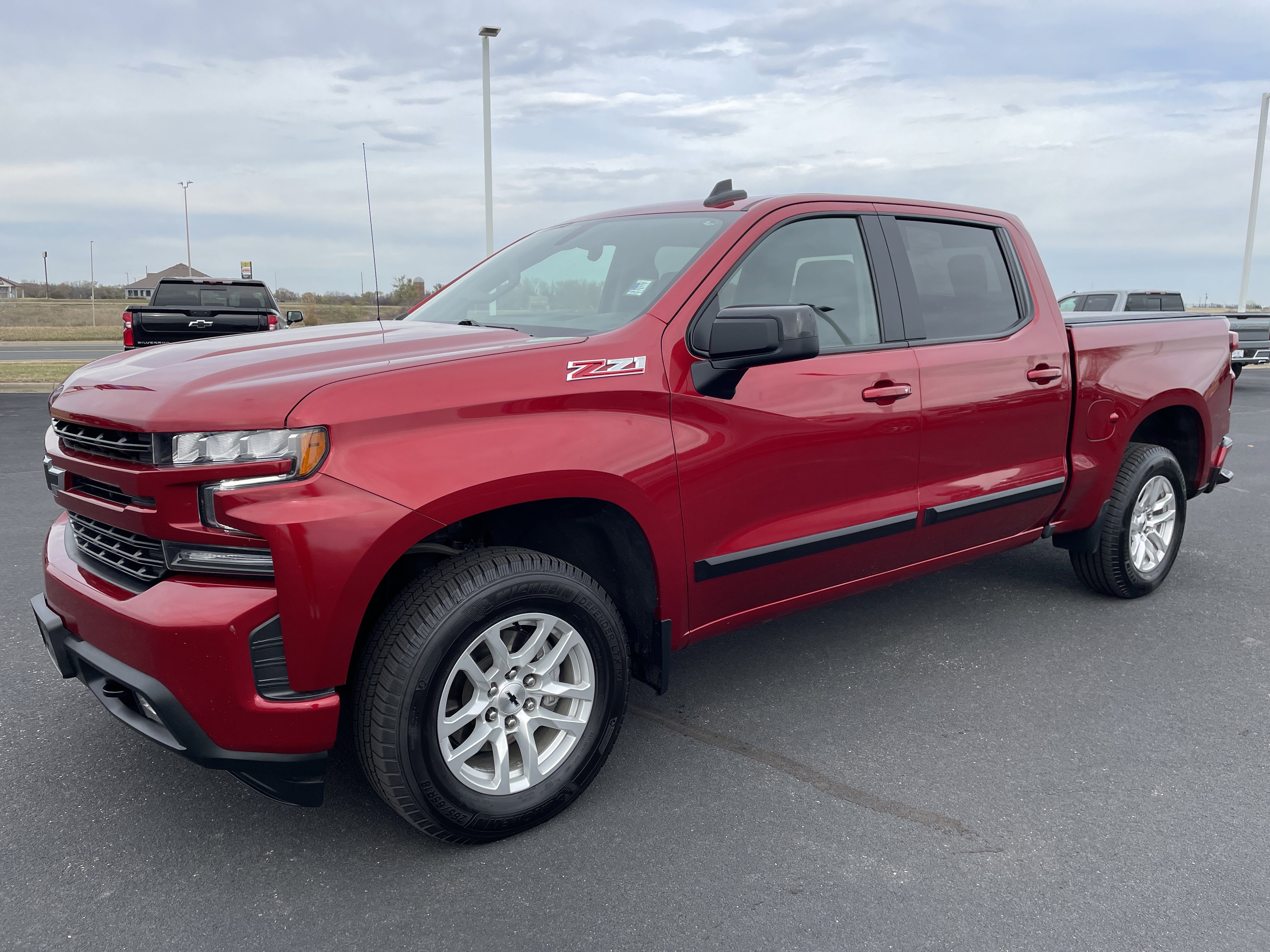 Used 2021 Chevrolet Silverado 1500 RST image 1
