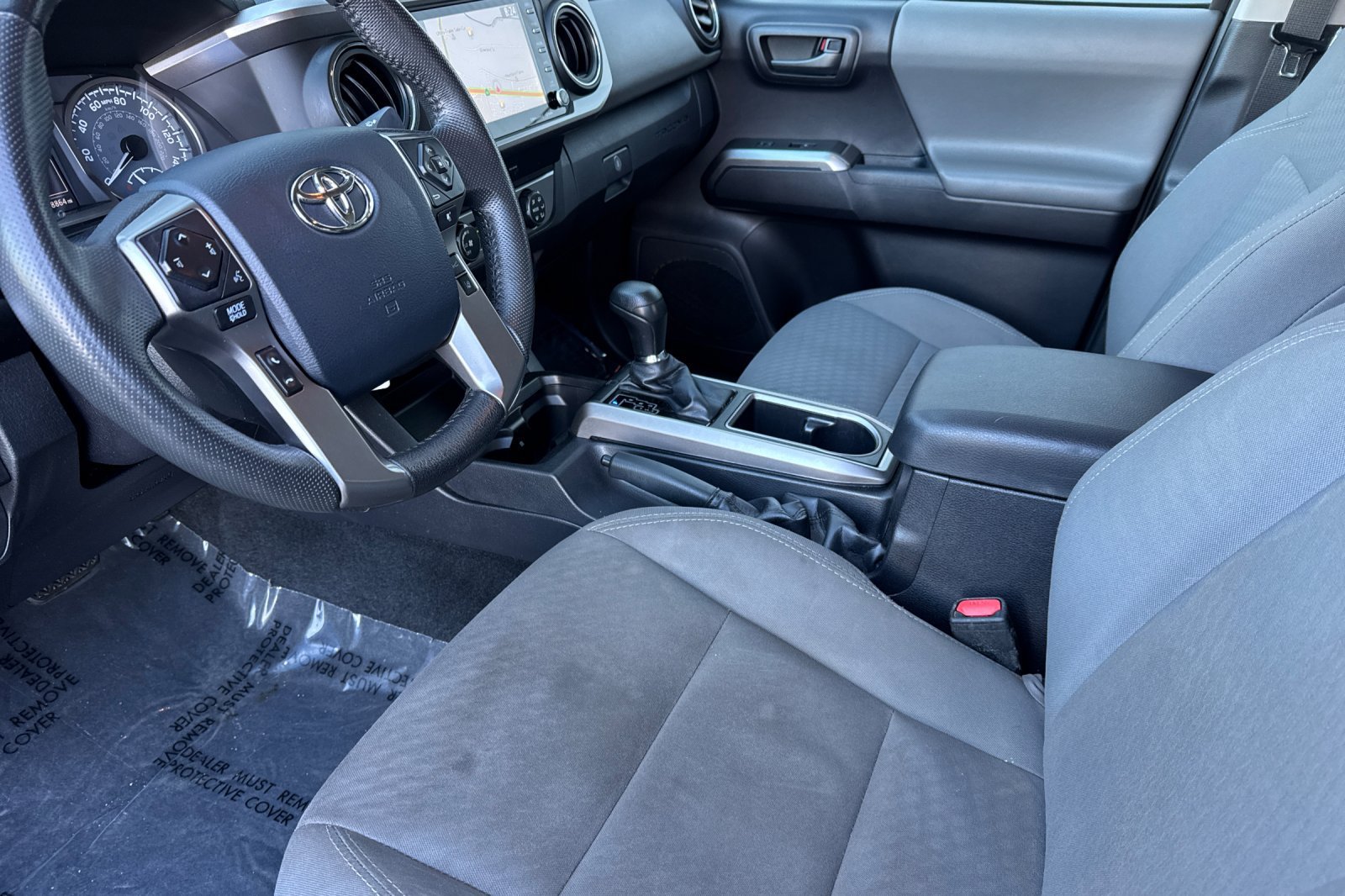 Used 2020 Toyota Tacoma SR5 RWD image 9