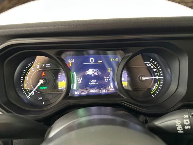 Used 2024 Jeep Wrangler Unlimited image 17