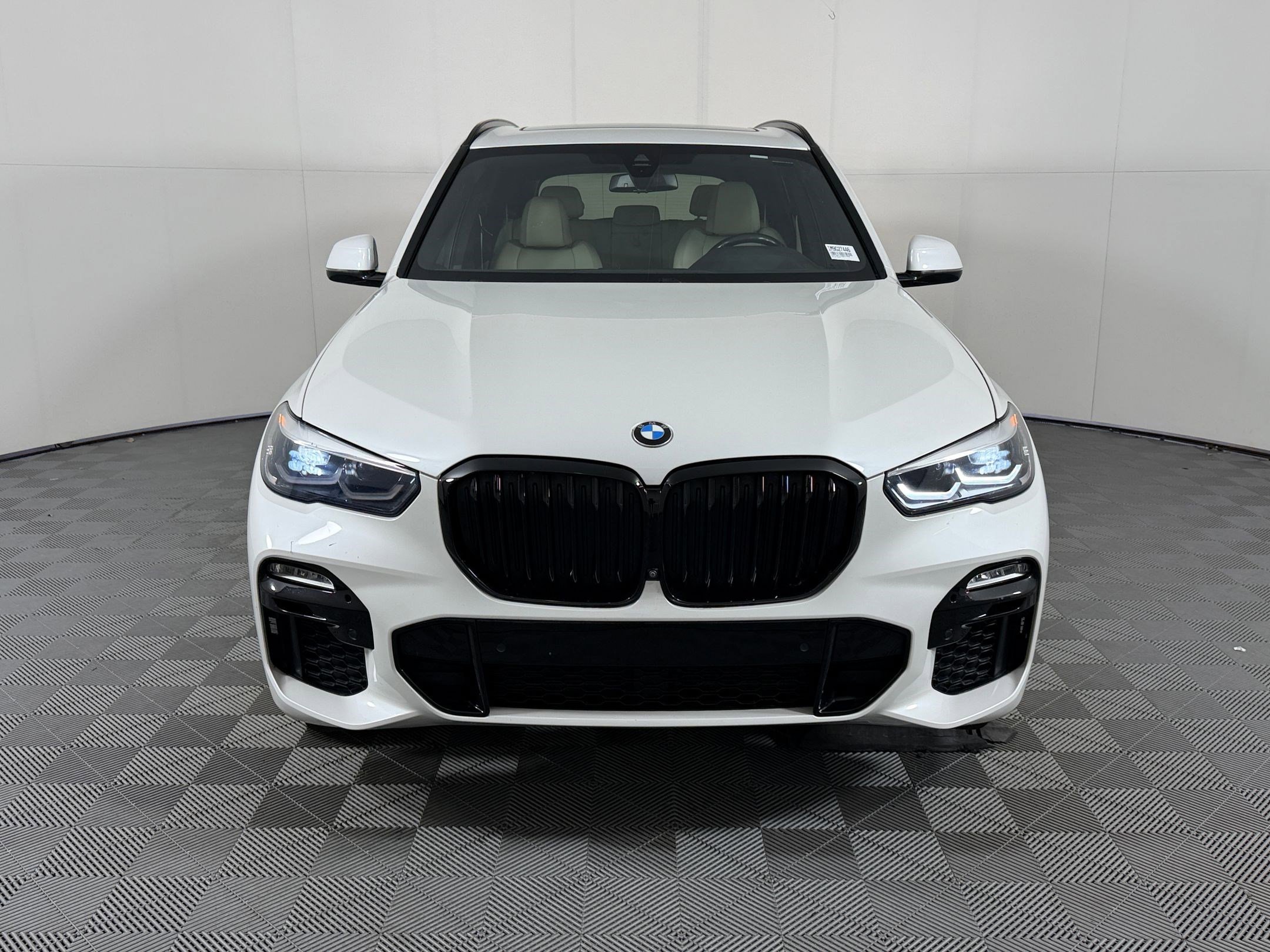 Used 2021 BMW X5 xDrive45e w/ M Sport Package AWD/4WD image 6