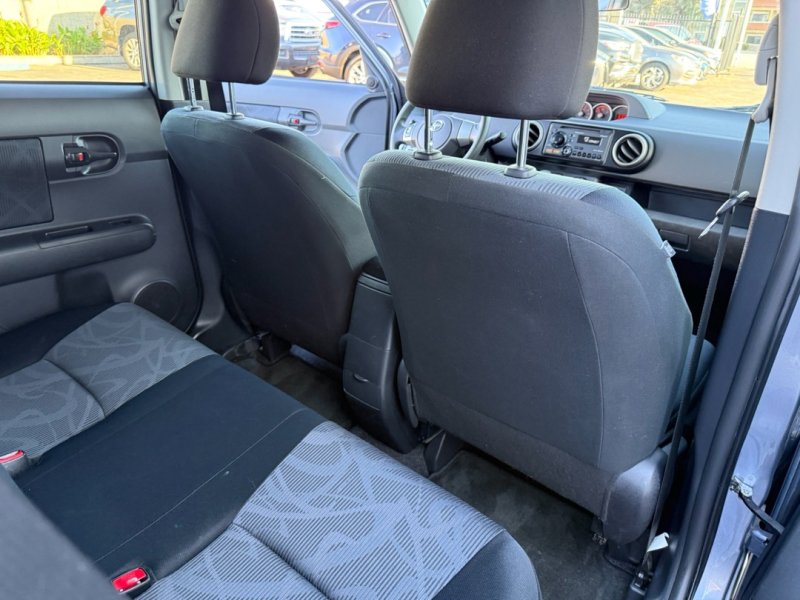 Used 2012 Scion xB image 21