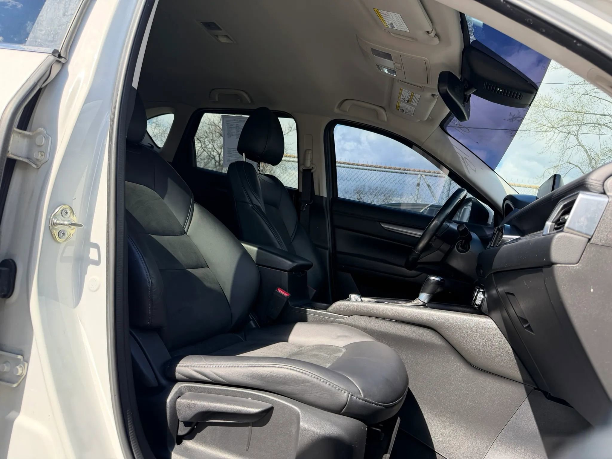 Used 2017 MAZDA CX-5 Touring image 15