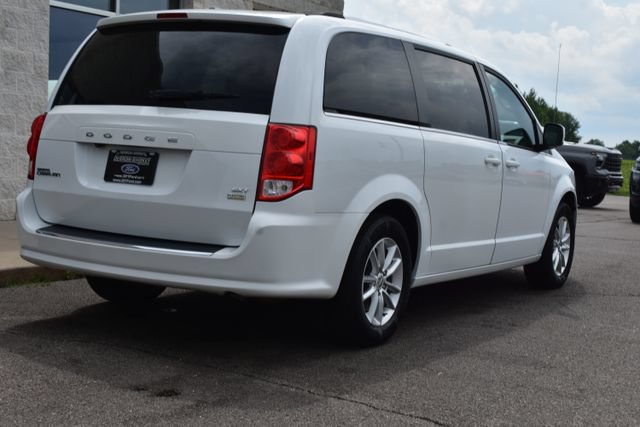 Used 2019 Dodge Grand Caravan SXT FWD image 14