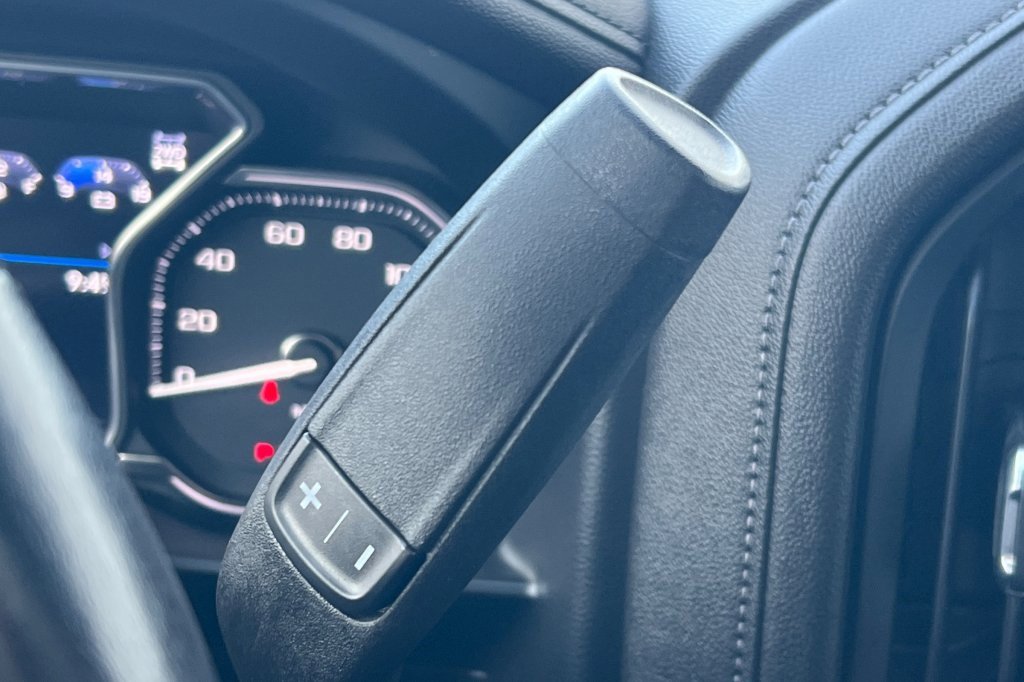 Used 2020 GMC Sierra 2500 Denali w/ Denali Ultimate Package image 18