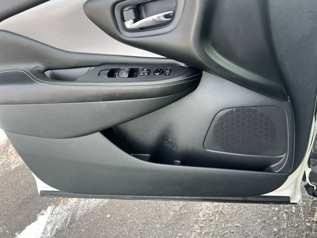 Used 2021 Nissan Murano S image 10