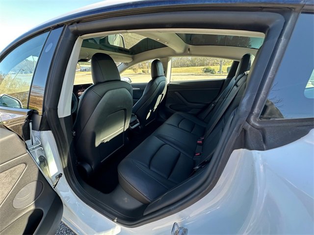 Used 2022 Tesla Model 3 Long Range image 18