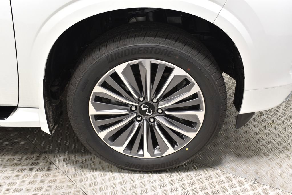 New 2026 INFINITI QX80 Luxe w/ Cargo Package AWD/4WD image 10