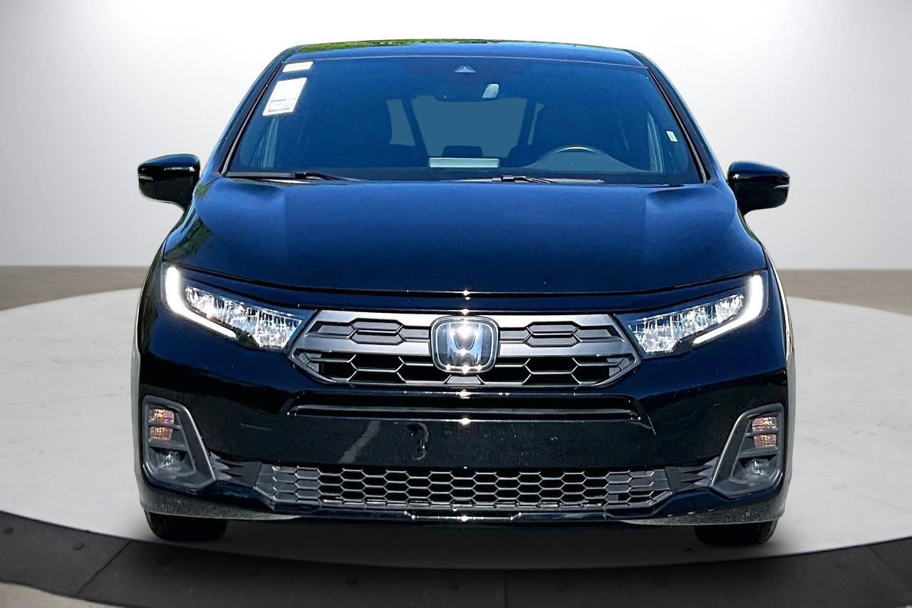 Used 2025 Honda Odyssey Sport-L image 3