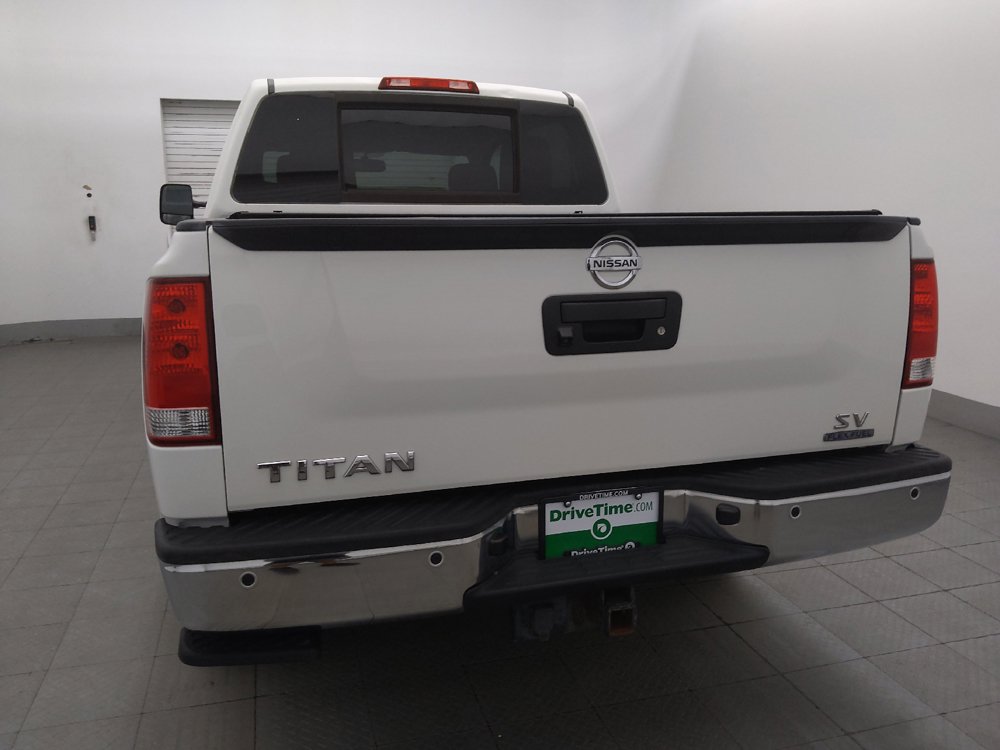 Used 2015 Nissan Titan SV w/ SV Value Truck Package RWD image 6