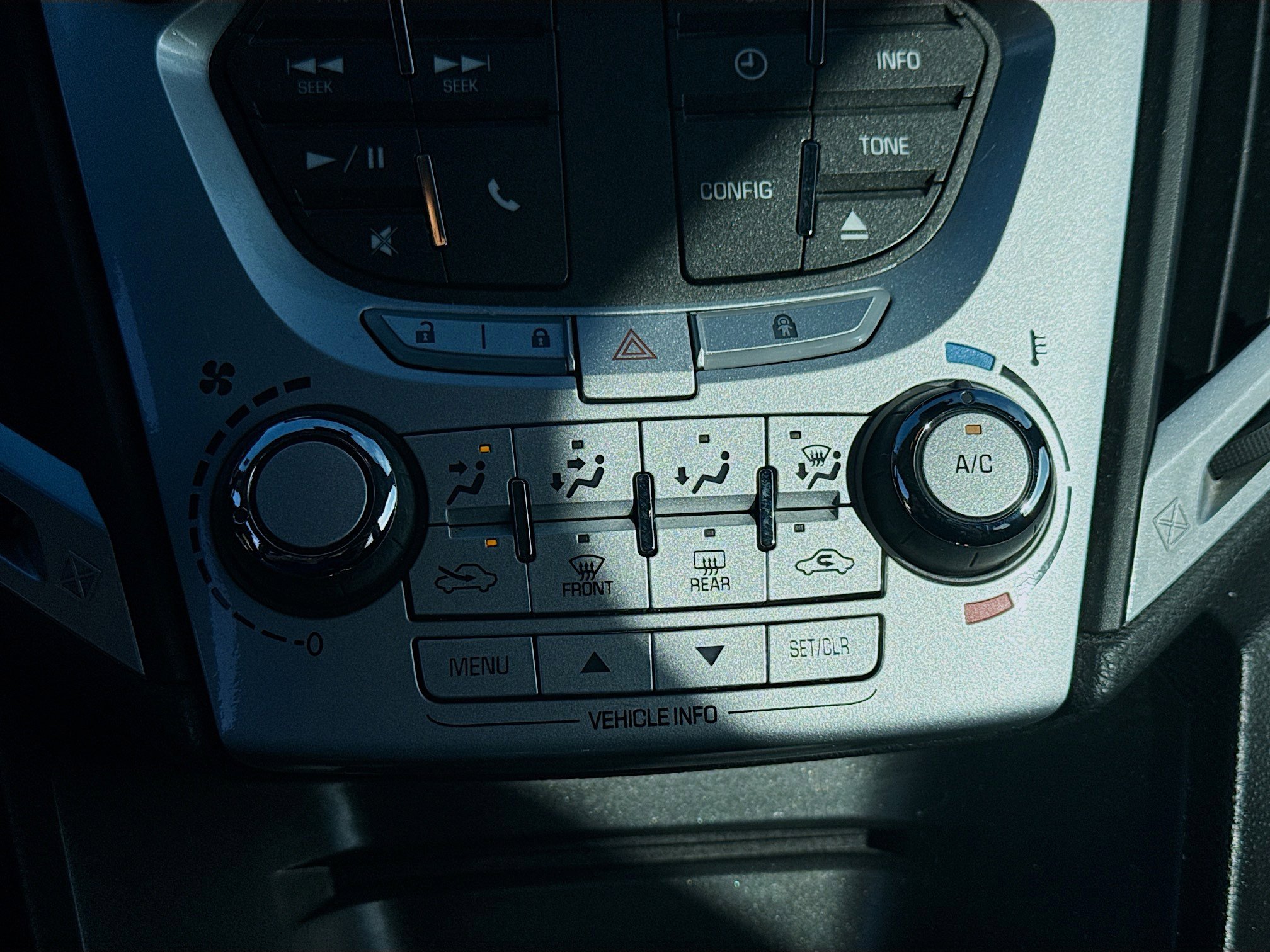 Used 2015 GMC Terrain SLE image 12