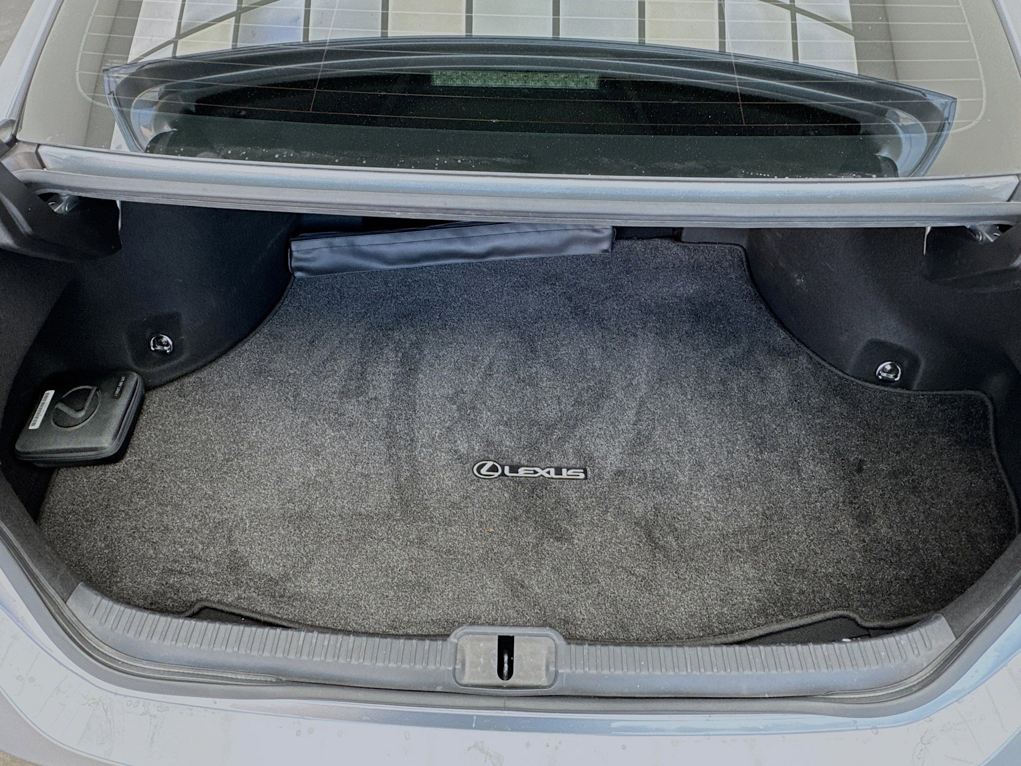 Used 2022 Lexus ES 300h image 18