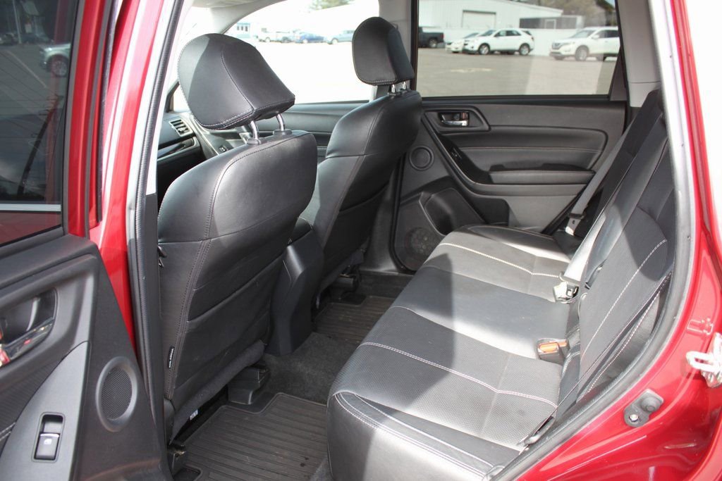 Used 2018 Subaru Forester 2.5i Touring w/ Popular Package #2 image 6