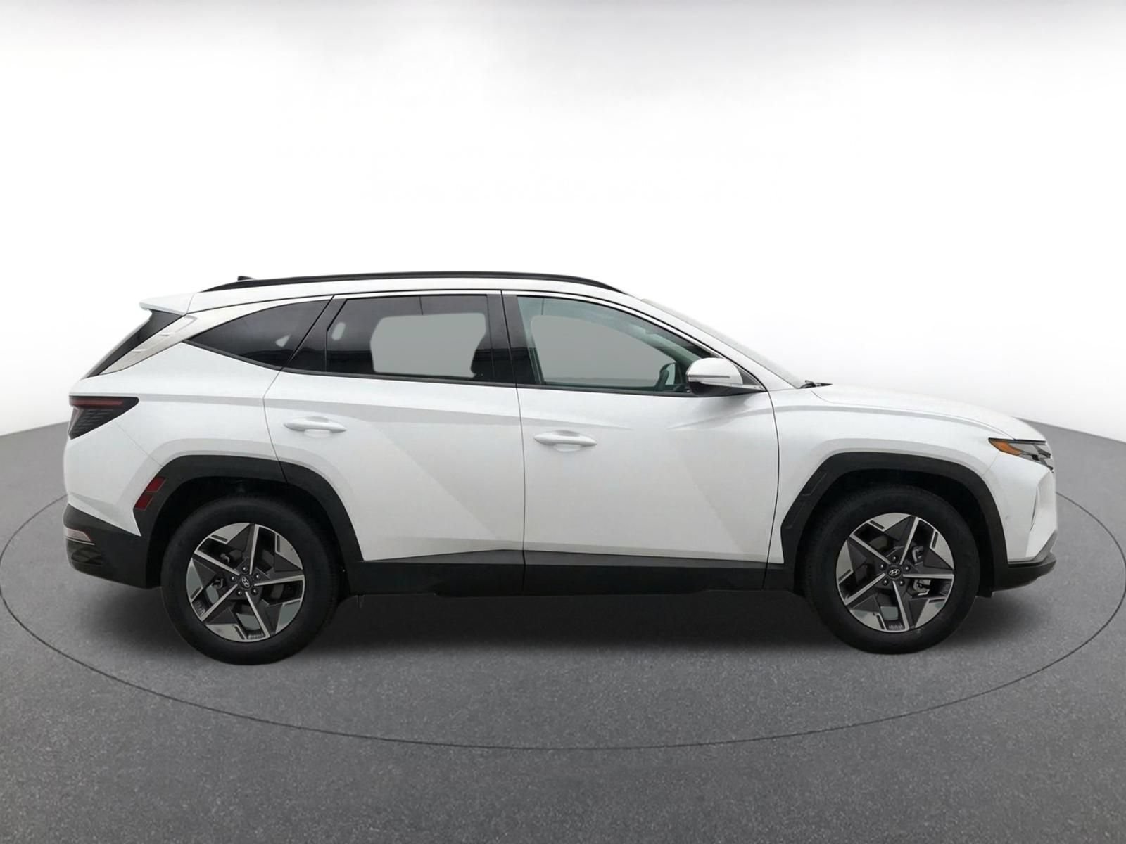 Used 2026 Hyundai Tucson SEL FWD image 10
