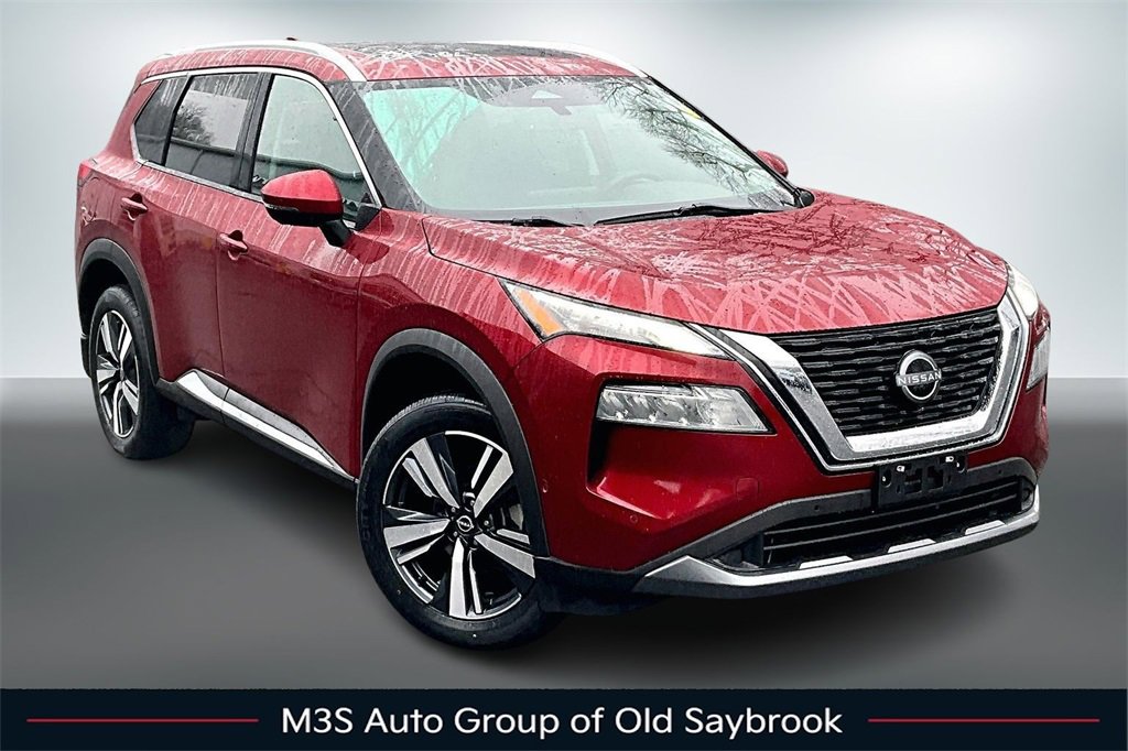 Used 2023 Nissan Rogue SL w/ SL Premium Package image 3