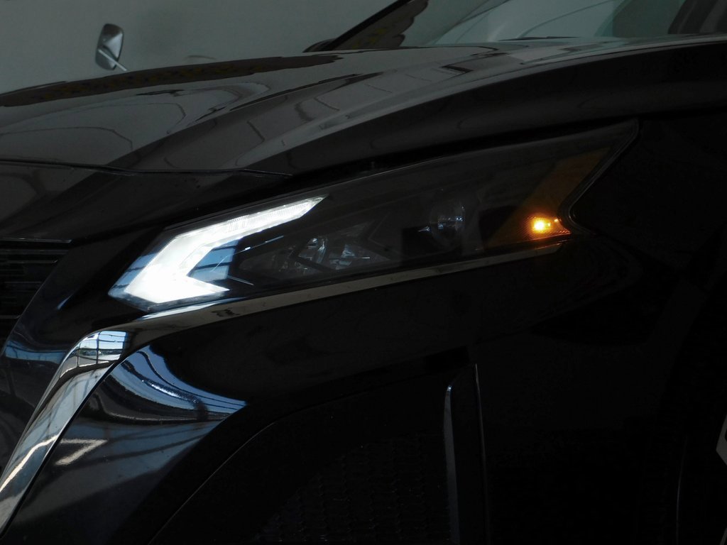 Used 2023 Nissan Altima 2.5 SR image 18