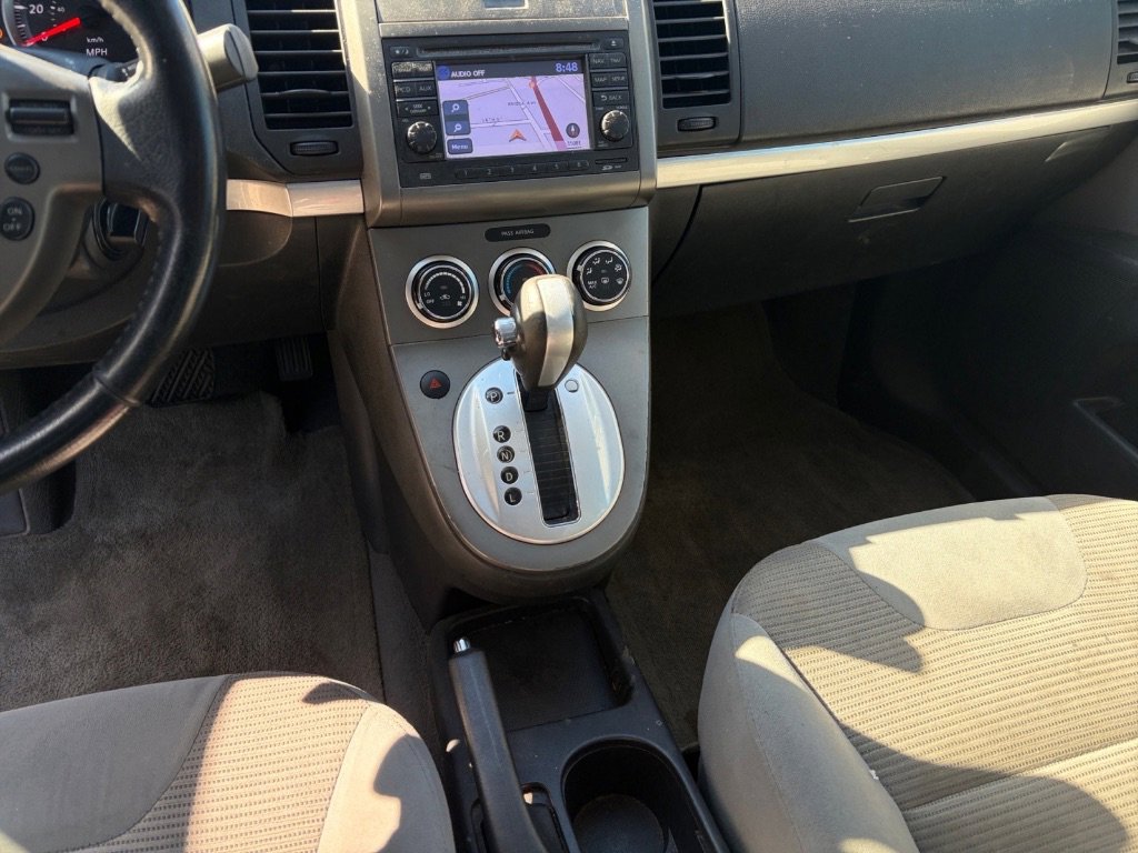 Used 2012 Nissan Sentra 2.0 SR w/ Special Edition Pkg FWD image 4