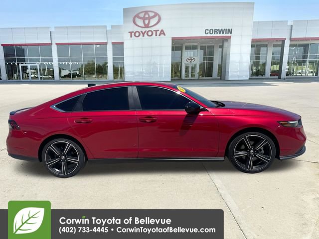 Used 2025 Honda Accord Sport image 6