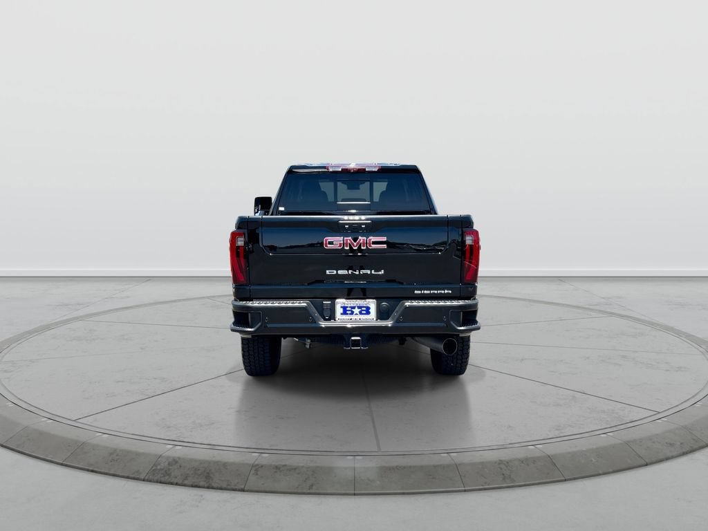 Used 2024 GMC Sierra 2500 Denali w/ Technology Package AWD/4WD image 7