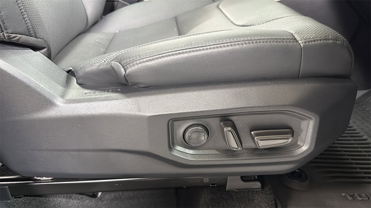 Used 2024 Toyota Tundra Limited image 20