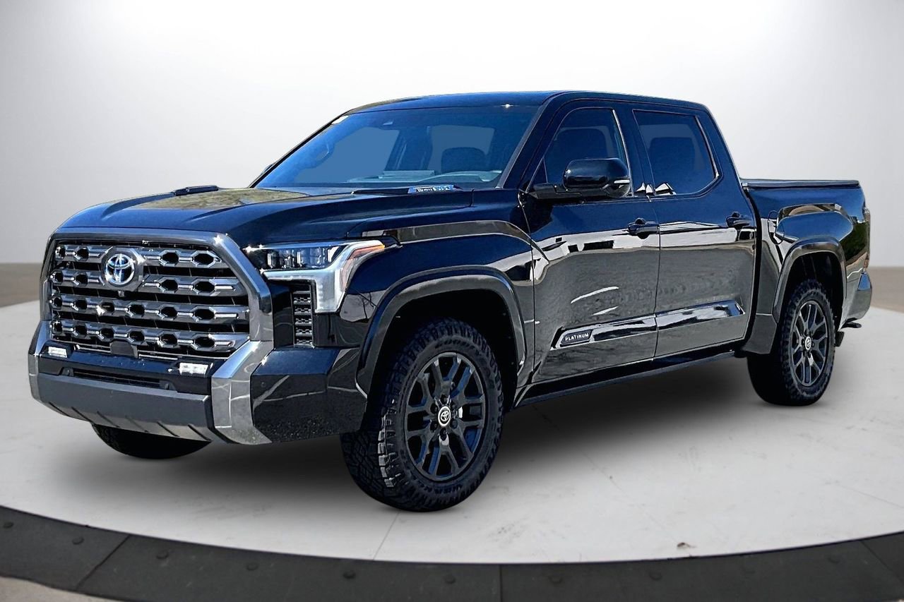 Used 2024 Toyota Tundra Platinum image 4